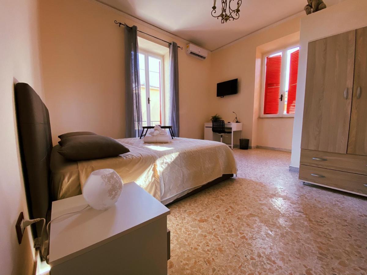 Happy Days Terracina Bed & Breakfast Exterior photo