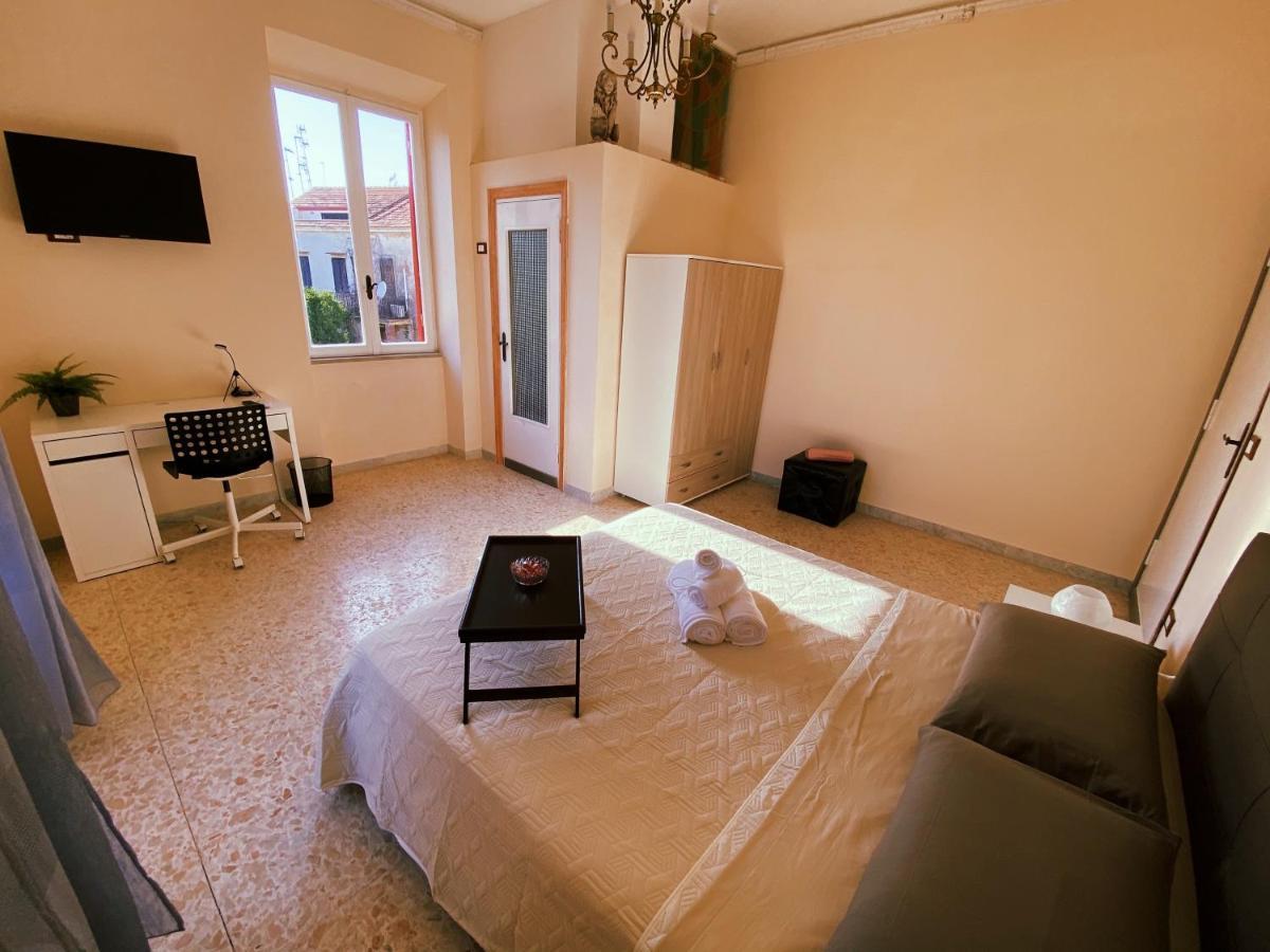 Happy Days Terracina Bed & Breakfast Exterior photo
