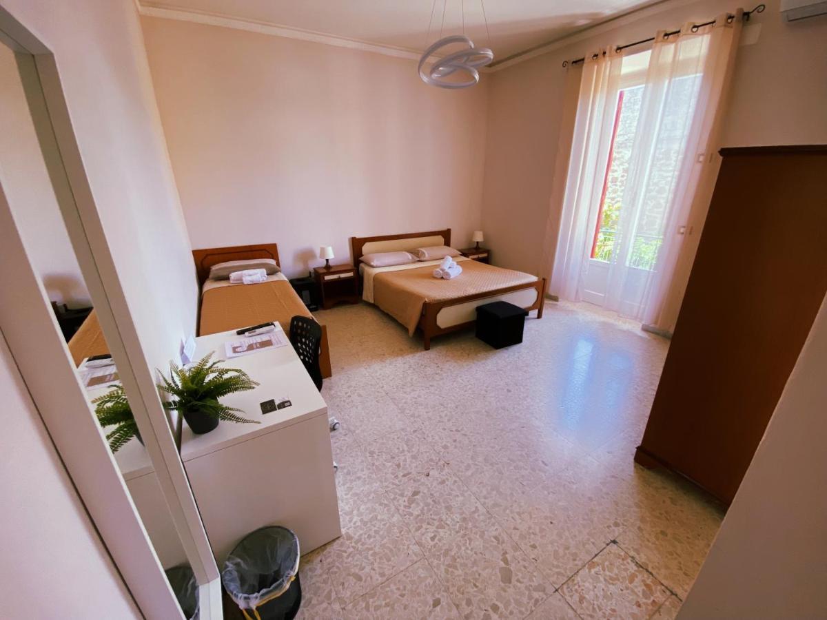 Happy Days Terracina Bed & Breakfast Exterior photo